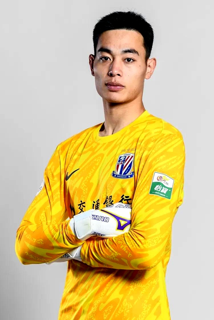 门将奋力守护球门，保持清白