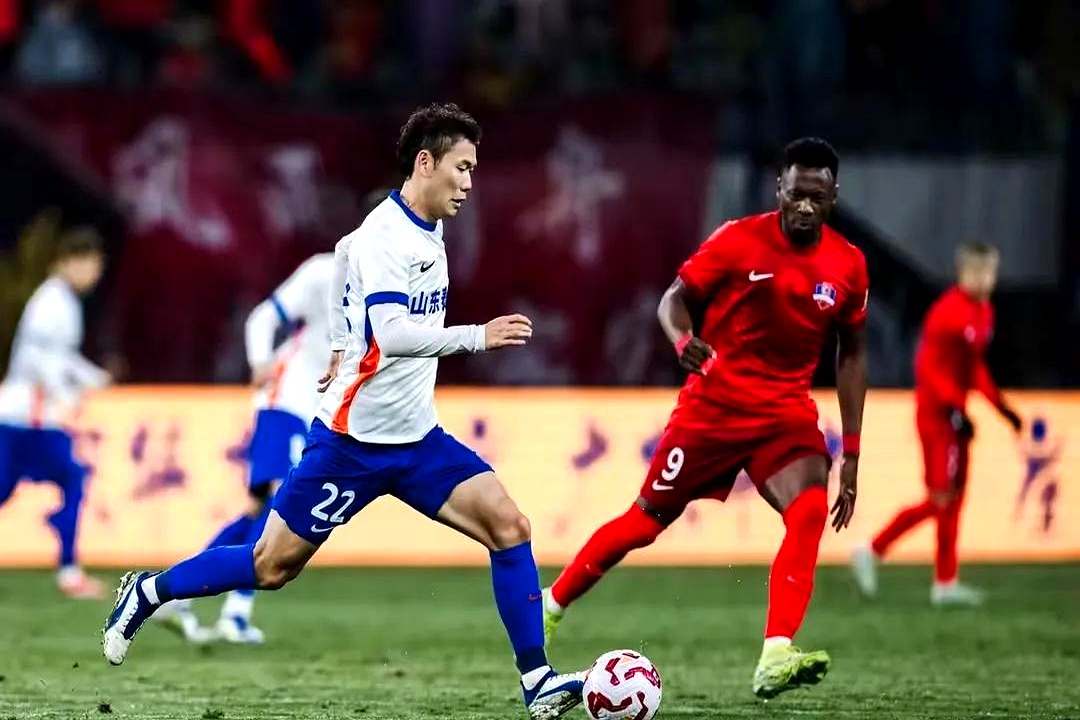 鲁能客场击败卓尔,提升保级希望 鲁能客场击败卓尔,提升保级希望