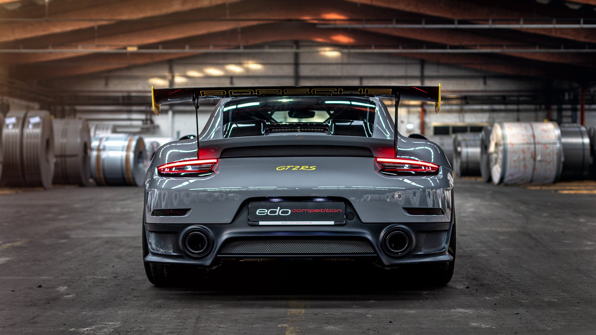 跨界同日奇迹，火箭加时险胜魔术之夜，布克在F1虚拟赛道超车夺冠