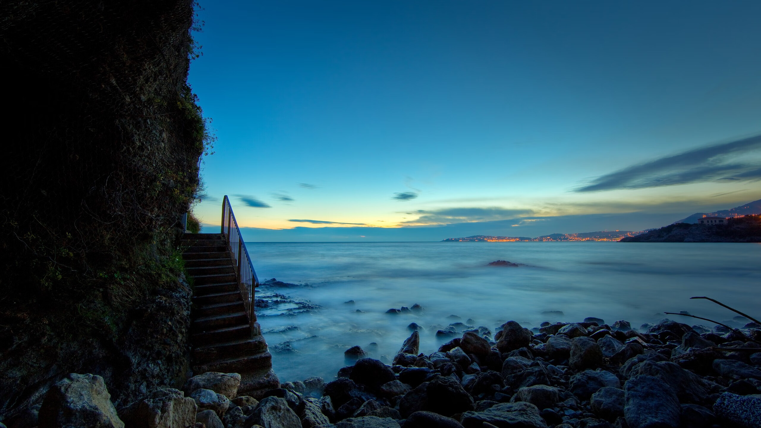 唯一聚光灯，高墙迷宫中，穆勒如何成为赛道上的破壁者