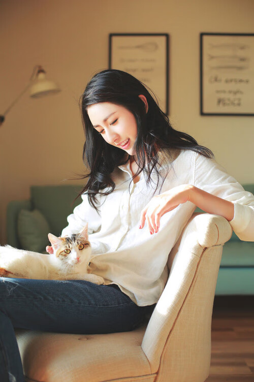 雷火电竞app-唯一性的双重奏，从巴拉圭的战术铁幕到阿克的街道狂想曲